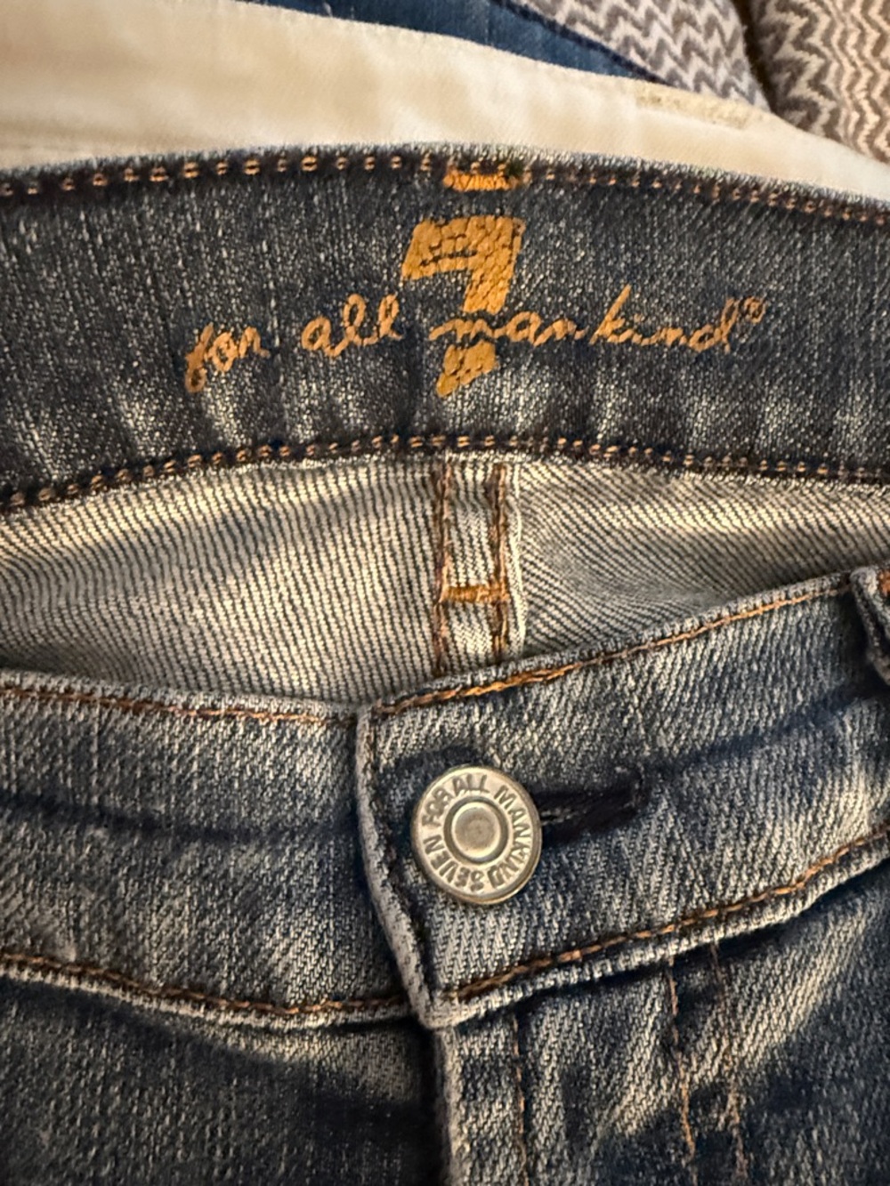 7 for all mankind light wash denim jeans